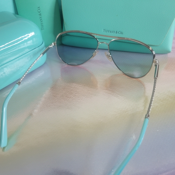 Tiffany & Co. Blue Sunglasses and Accessories Set - Picture 12 of 16